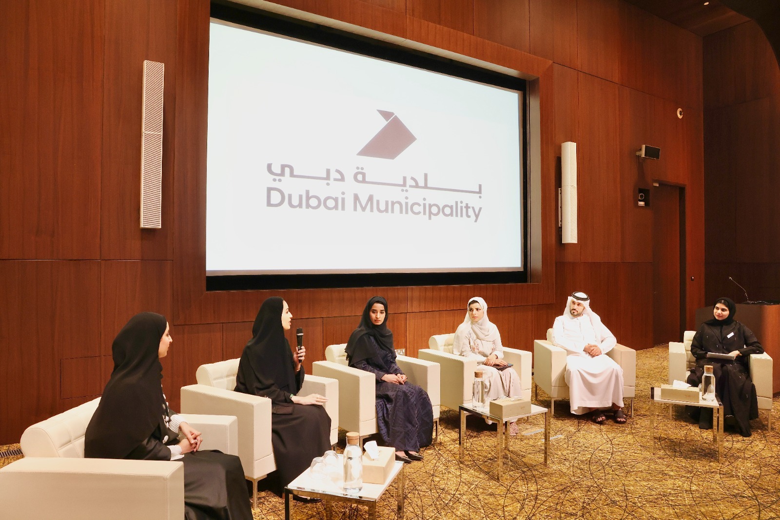بلدية دبي تنظم الملتقى الأول لاتحاد مجالس الشباب تحت عنوان "معا في الاستدامة"

